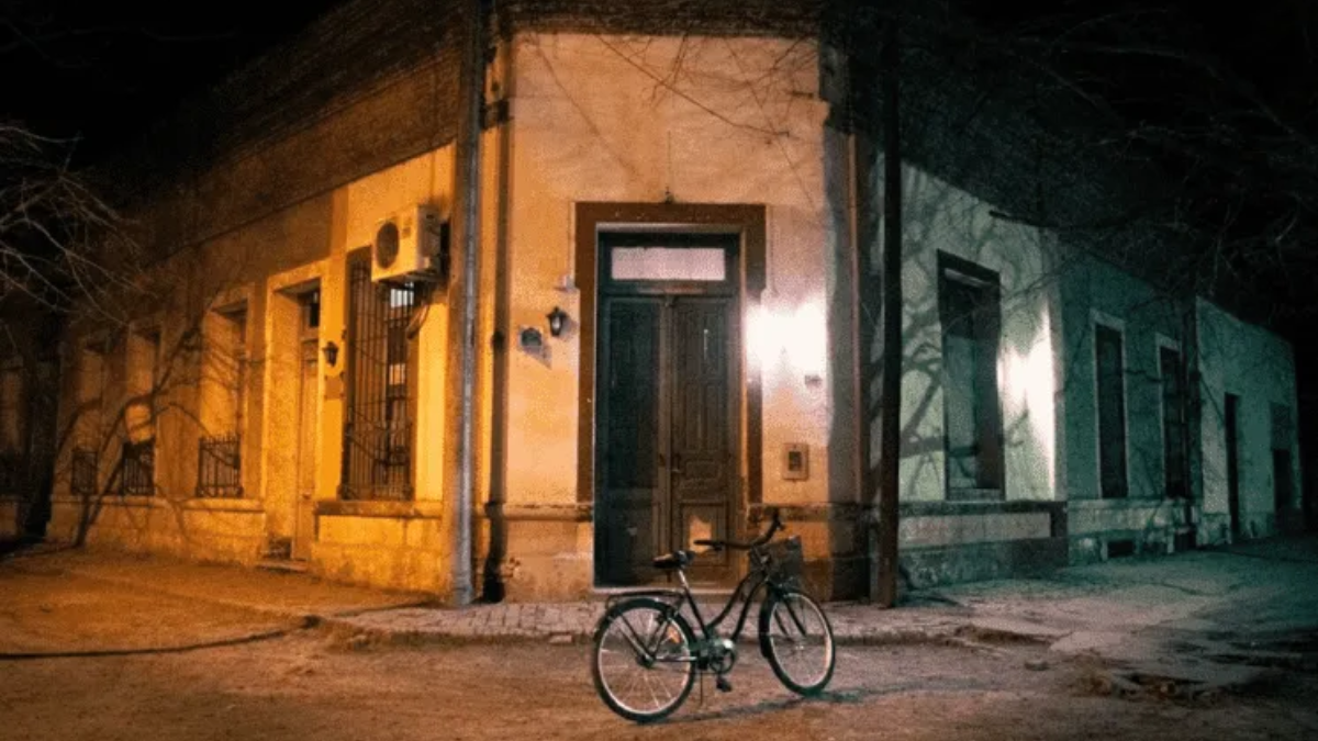 Santa Lucía es un pequeño destino dentro de la provincia de Buenos Aires. Santa Lucía es un pequeño destino dentro de la provincia de Buenos Aires.