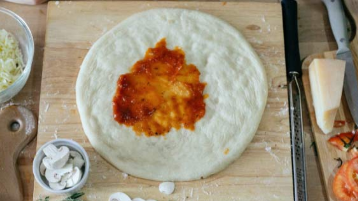 La masa para pizza en licuadora es una alternativa rápida que permite tener un resultado suave y elástico. La masa para pizza en licuadora es una alternativa rápida que permite tener un resultado suave y elástico.