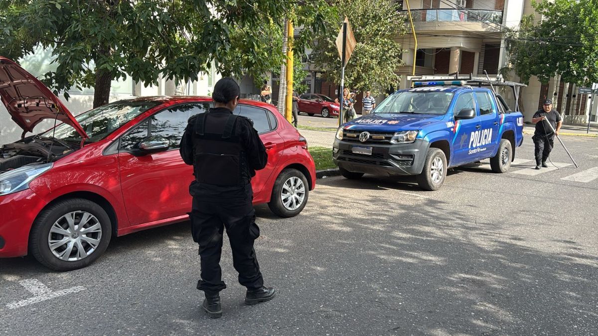 El hecho ocurrió en calle Dorrego y Balcarce, en pleno barrio Candioti. El hecho ocurrió en calle Dorrego y Balcarce, en pleno barrio Candioti.