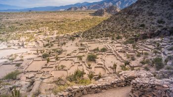 Escapada a un pueblo milenario de Tucumán escondido en los Valles Calchaquíes