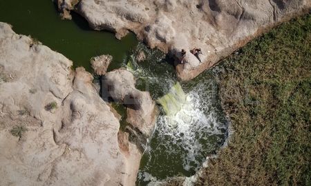 El fenómeno surgió durante la pandemia, en ese entonces, las cascadas del arroyo se convirtieron en lugar de encuentro y reunión para los lugareños que se convocaban para disfrutar de una reunión al aire libre. El fenómeno surgió durante la pandemia, en ese entonces, las cascadas del arroyo se convirtieron en lugar de encuentro y reunión para los lugareños que se convocaban para disfrutar de una reunión al aire libre.