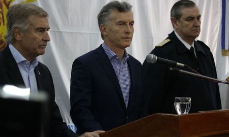 el presidente mauricio macri suspendio su agenda y grabara un mensaje por la busqueda del ara san juan el presidente mauricio macri suspendio su agenda y grabara un mensaje por la busqueda del ara san juan