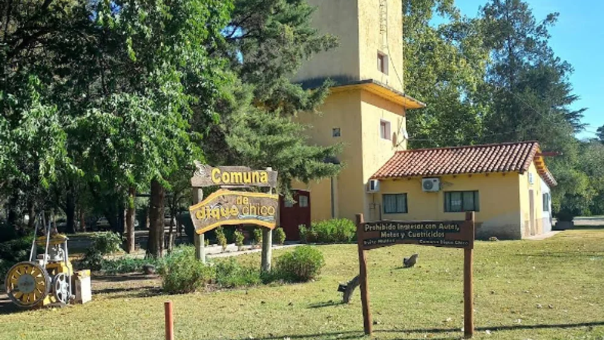El menor fue trasladado de urgencia a un hospital de la zona, pero los médicos constataron su fallecimiento.