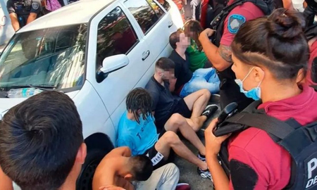 Violación grupal en Palermo: detectaron metanfetaminas en la víctima y cocaína, marihuana y fármacos en los imputados. Violación grupal en Palermo: detectaron metanfetaminas en la víctima y cocaína, marihuana y fármacos en los imputados.