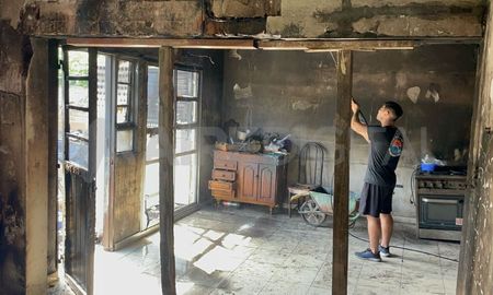 La casa del barrio Las Flores donde se produjo un incendio presenta riesgo de derrumbe La casa del barrio Las Flores donde se produjo un incendio presenta riesgo de derrumbe