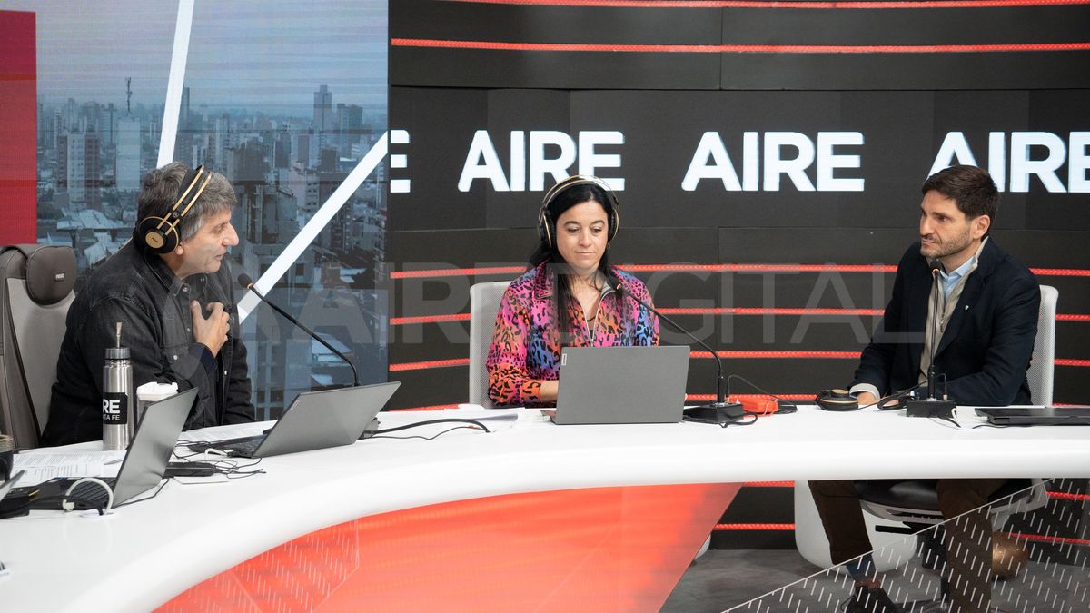 "Yo iba al frente contra las organizaciones criminales porque tenía al gobernador atrás que me respaldaba en todas", señaló Pullaro en AIRE. "Yo iba al frente contra las organizaciones criminales porque tenía al gobernador atrás que me respaldaba en todas", señaló Pullaro en AIRE.