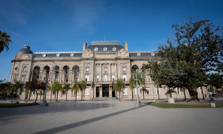 El Gobierno de Santa Fe recibirá a los gremios en el marco de las paritarias.+ El Gobierno de Santa Fe recibirá a los gremios en el marco de las paritarias.+