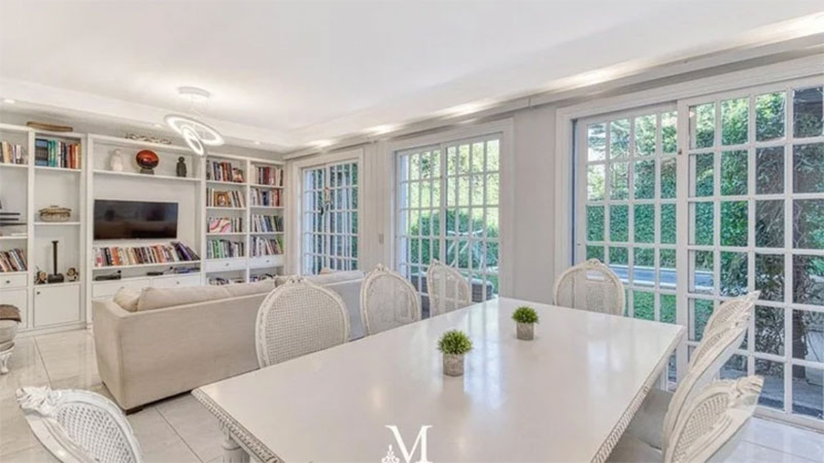 La propiedad de Jorge Rial cuenta con 379 metros totales.