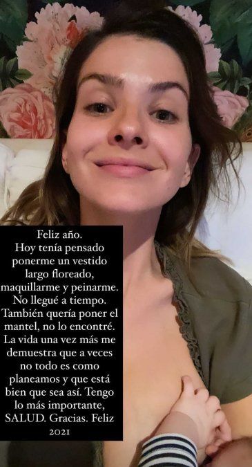 La China Suárez mostró su look de entrecasa para recibir el 2021.