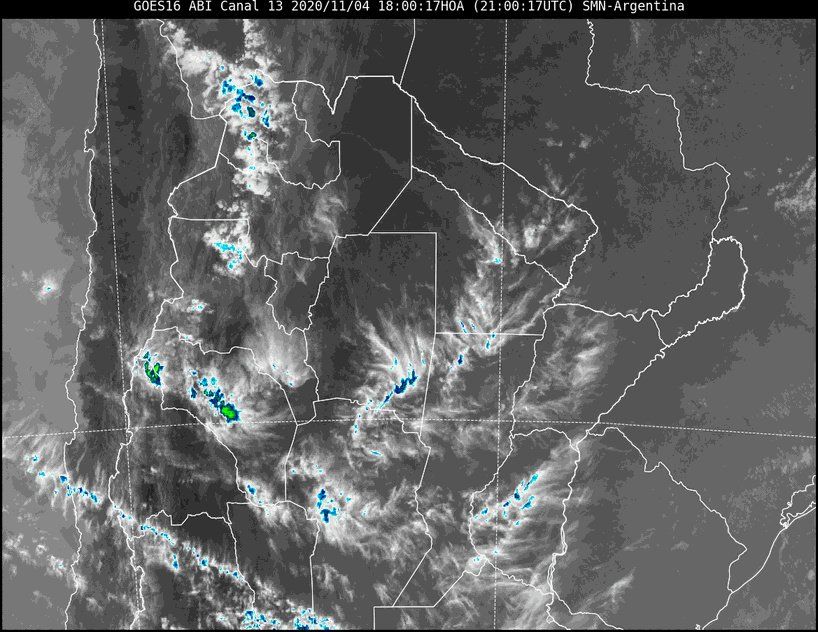 En la imagen satelital se observa el cielo de todo el centro del país con algo de nubosidad que ingresa desde el océano Pacífico.