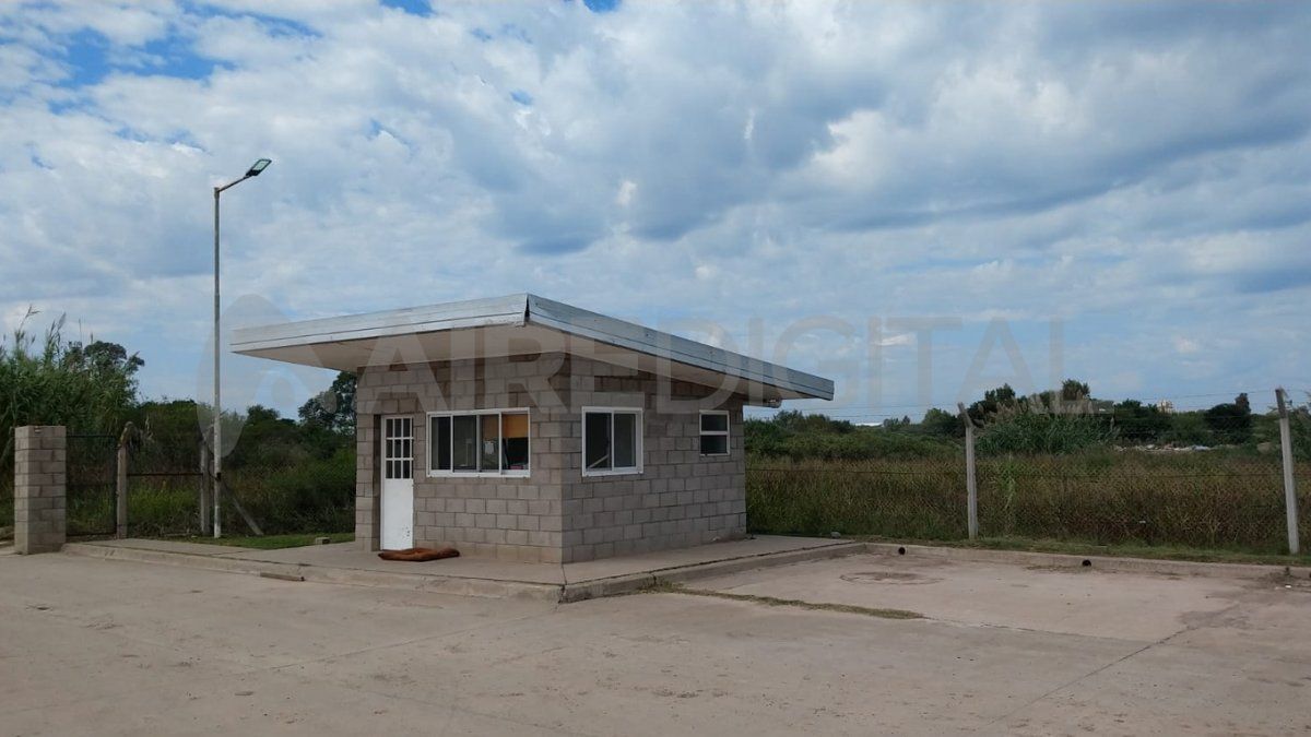 El predio tiene un servicio de seguridad privada y cada una de las empresas también