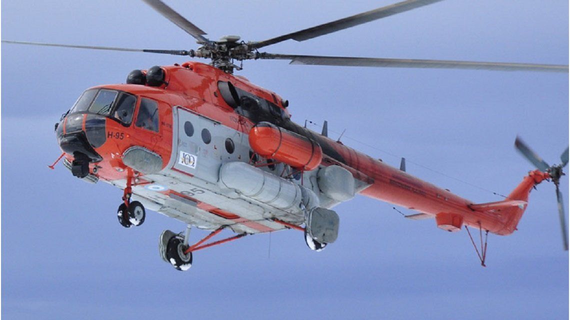 Rescatistas llegaron hasta el helicóptero de la Comitiva presidencial