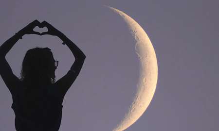La luna nueva de este lunes será en el grado 1º de Piscis. La luna nueva de este lunes será en el grado 1º de Piscis.