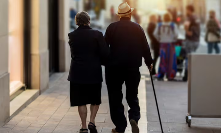 Jubilados y pensionados afiliados al PAMI podrán obtener bastones de manera gratuita. Jubilados y pensionados afiliados al PAMI podrán obtener bastones de manera gratuita.