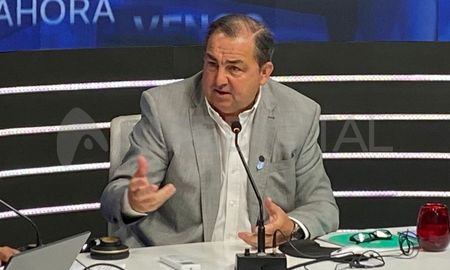 El intendente Juan Pablo Poletti visitó los estudios de AIRE para hacer un balance de su primer año de gestión. El intendente Juan Pablo Poletti visitó los estudios de AIRE para hacer un balance de su primer año de gestión.