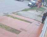Risso al 2200. El momento en que el agente Olivares -de civil- le dispar&oacute; al joven de 17 a&ntilde;os.&nbsp;
