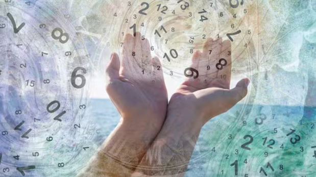 La numerología angelical sostiene que los ángeles nos guían a través de secuencias numéricas, cada una con un mensaje específico.&nbsp;
