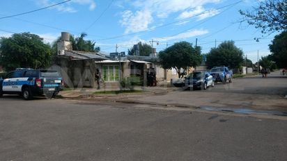 Múltiples allanamientos en barrio Guadalupe Oeste y Coronel Dorrego: hallaron cocaína y marihuana