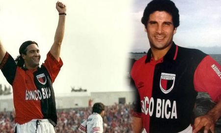La camiseta de Colón de la temporada 1996-1997 es una de las más recordadas por los hinchas sabaleros por la buena campaña del equipo esos años. La camiseta de Colón de la temporada 1996-1997 es una de las más recordadas por los hinchas sabaleros por la buena campaña del equipo esos años.