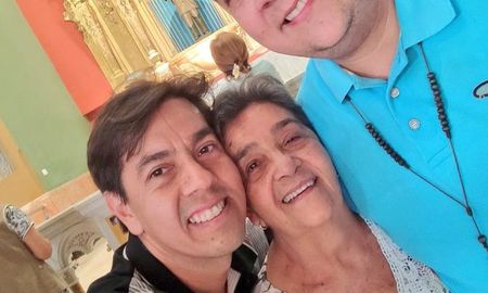 El activista de Venezuela de derechos humanos Javier Tarazona fue excarcelado este domingo en Caracas, tras permanecer detenido durante más de cuatro años en El Helicoide. El activista de Venezuela de derechos humanos Javier Tarazona fue excarcelado este domingo en Caracas, tras permanecer detenido durante más de cuatro años en El Helicoide.