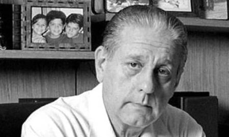 René Favaloro se disparó en el corazón en el año 2000. René Favaloro se disparó en el corazón en el año 2000.