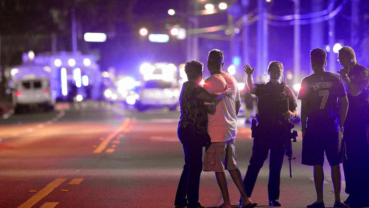 El sábado 19 de noviembre un hombre armado abrió fuego dentro de un club nocturno LGBT en Colorado Springs y asesinó a cinco personas.