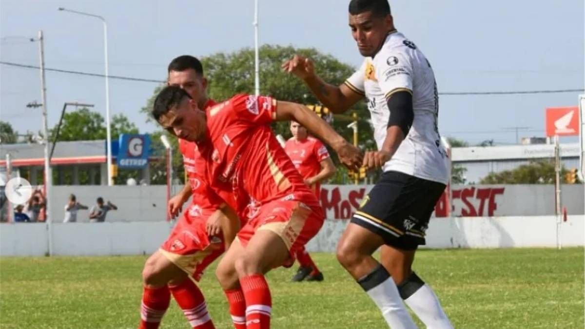 Ferro de Rafaela y Libertad de Sunchales se jugarán la final asboluta. Foto: @vc_fotografia_