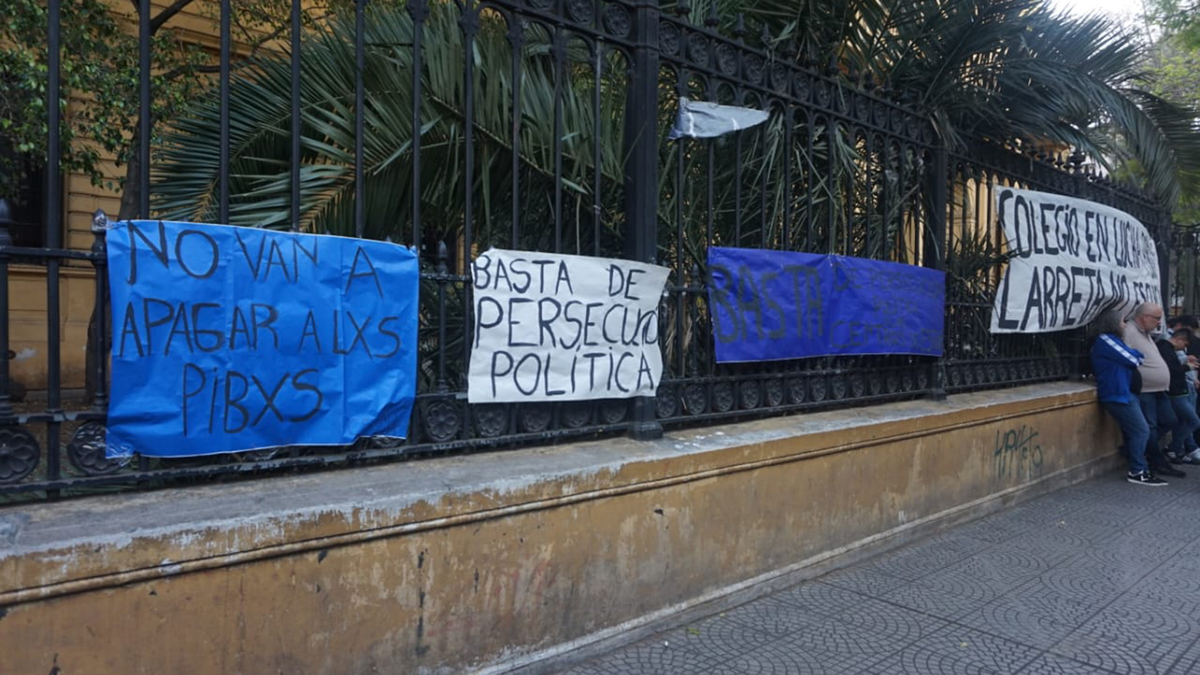 El Gobierno porteño denunció penalmente a los padres de los alumnos que tomaron escuelas
