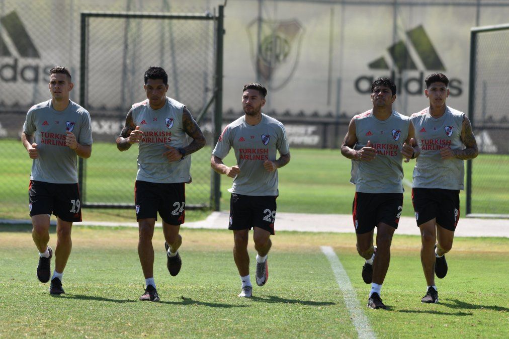 River entrena pensando en el Superclásico ante Boca por la Copa Diego Maradona y los duelos ante Palmeiras por la Copa Libertadores.
