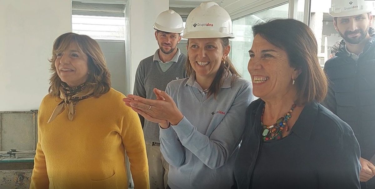 La ministra Silvina Frana, durante una recorrida por las obras. La ministra Silvina Frana, durante una recorrida por las obras.