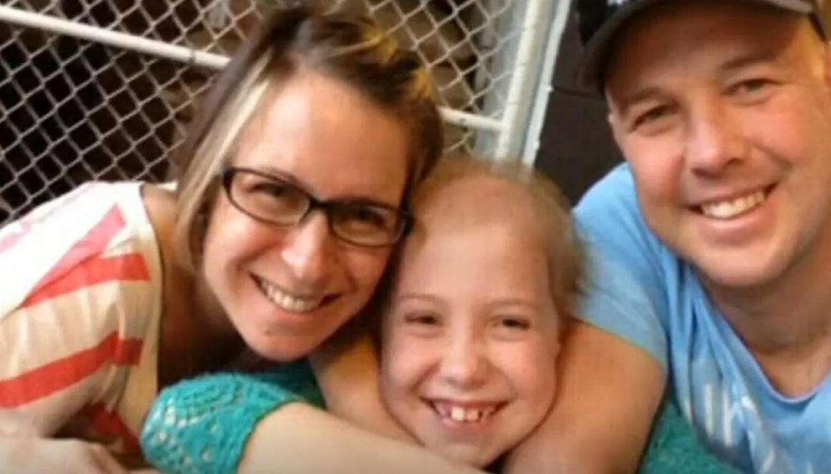 Perdió a su hija con cáncer y ahora pedalea por una cura