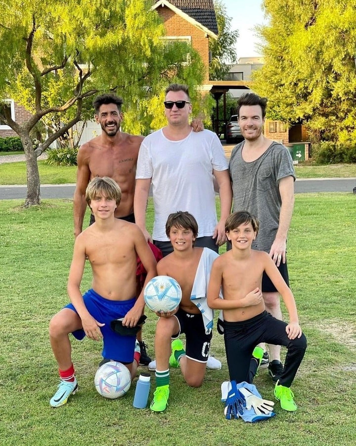 El hijo de Maxi se entrena y busca club.