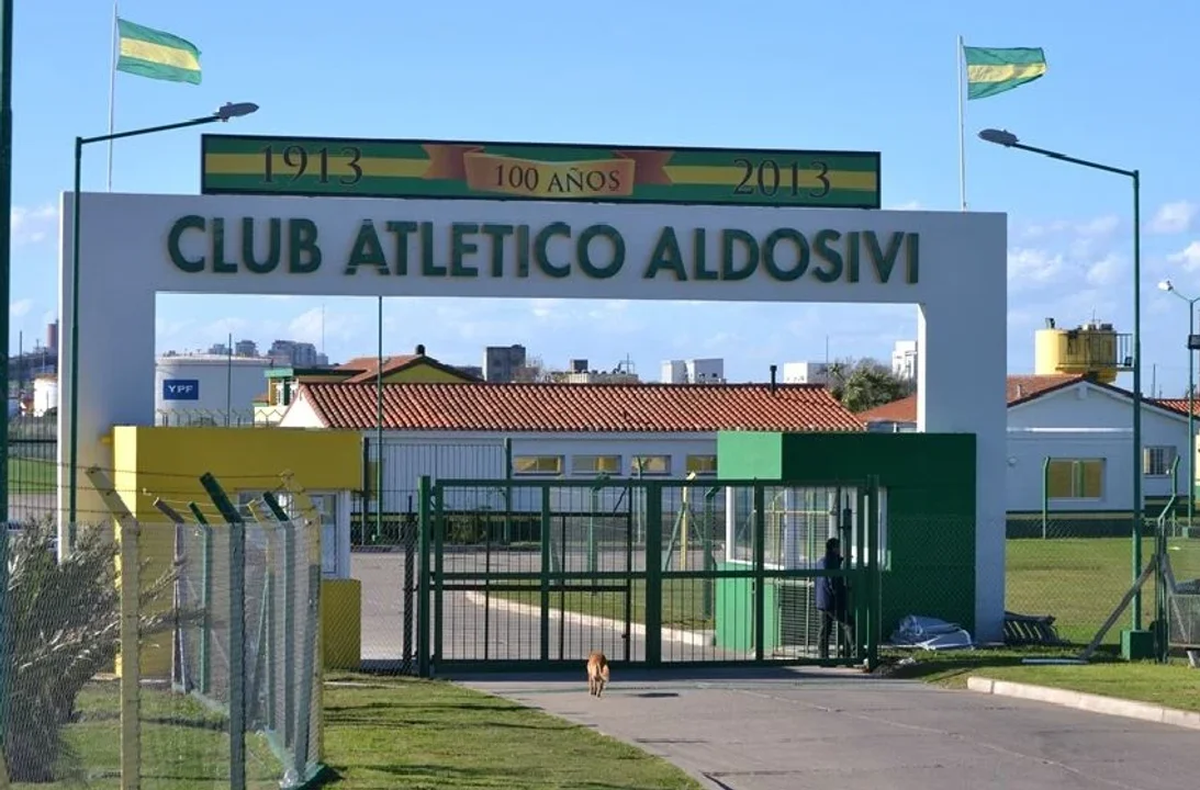 Fútbol violento: amenazaron a jugadores de Aldosivi. Fútbol violento: amenazaron a jugadores de Aldosivi.