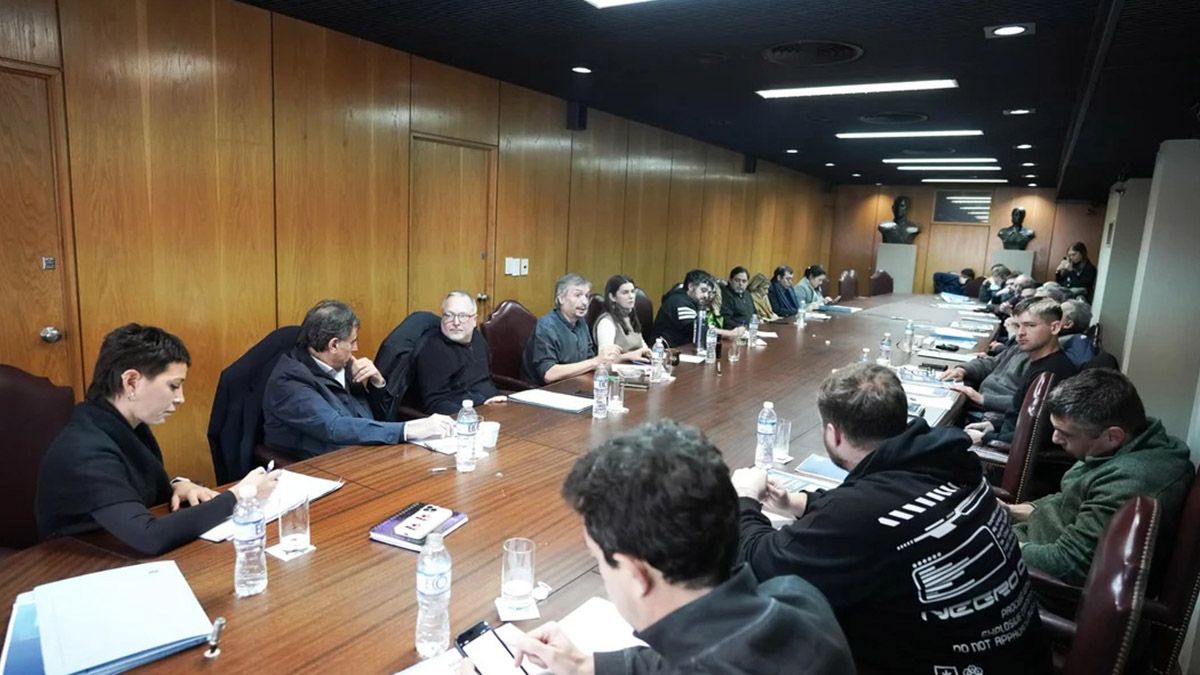 La campaña permanente por la ex mandataria ya se puso en marcha e iniciará mañana con una primera jornada nacional bajo el nombre “De Ushuaia a la Quiaca con Cristina”.