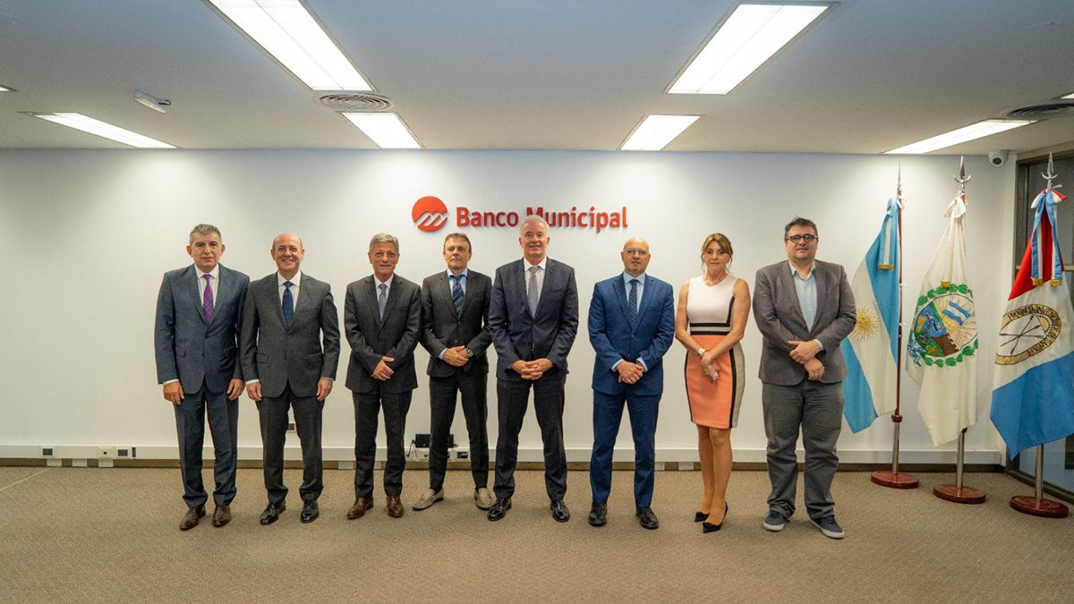 De izquierda a derecha: José Barraza