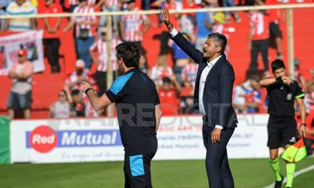 Gustavo Munúa habló en conferencia y anticipó el duelo entre Unión y Newells de este lunes. Gustavo Munúa habló en conferencia y anticipó el duelo entre Unión y Newells de este lunes.