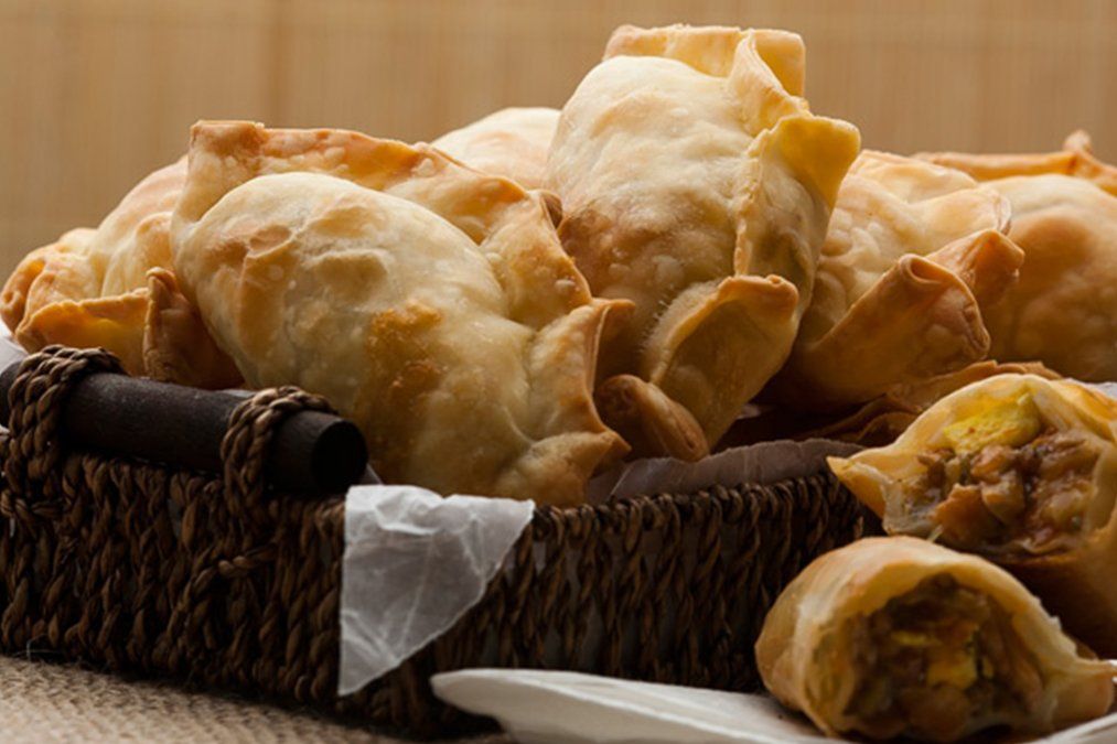 Empanadas de pollo para disfrutar una cena sabrosa y diferente.