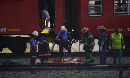 Trágico accidente: un hombre fue atropellado por un tren mientras recolectaba paltas y termino muriendo Trágico accidente: un hombre fue atropellado por un tren mientras recolectaba paltas y termino muriendo
