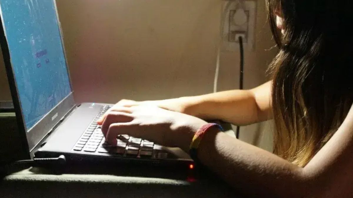 Una denuncia encendió la alerta por un caso de grooming a una menor de 8 años a través de redes sociales; interviene la fiscalía.