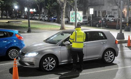 El proyecto que votará el Concejo de Santa Fe propone incorporar alternativas al pago de multas, entre ellas la realización de tareas comunitarias. El proyecto que votará el Concejo de Santa Fe propone incorporar alternativas al pago de multas, entre ellas la realización de tareas comunitarias.