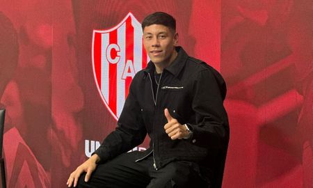 Fernando Díaz, fue el segundo futbolista en llegar a Unión, luego de Cristian Tarragona. Fernando Díaz, fue el segundo futbolista en llegar a Unión, luego de Cristian Tarragona.