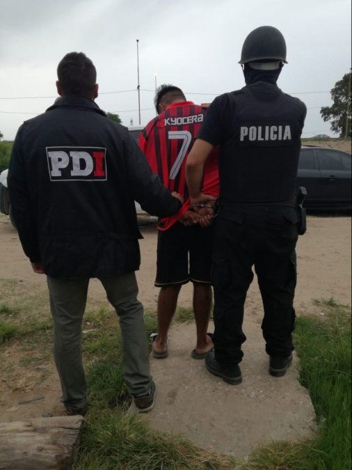 Barrio Centenario: PDI aprehendió a seis personas y secuestró tres armas