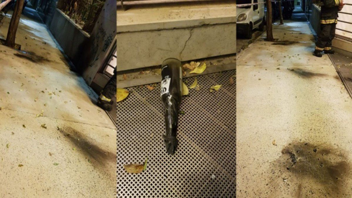 Unas nueve personas que merodeaban el lugar concretaron este ataque en la vereda y en la puerta del hall en la calle Piedras 1743.