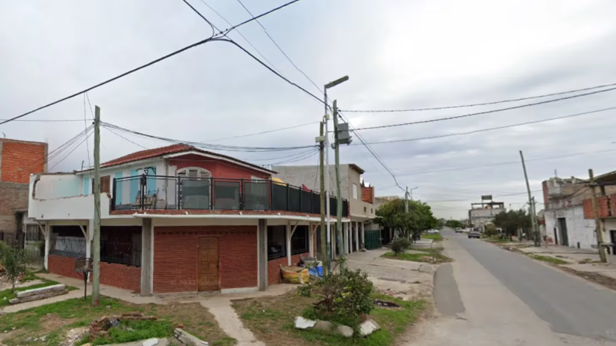 El hecho ocurrió durante una discusión familiar en un domicilio en Ingeniero Budge, Lomas de Zamora. El hecho ocurrió durante una discusión familiar en un domicilio en Ingeniero Budge, Lomas de Zamora.