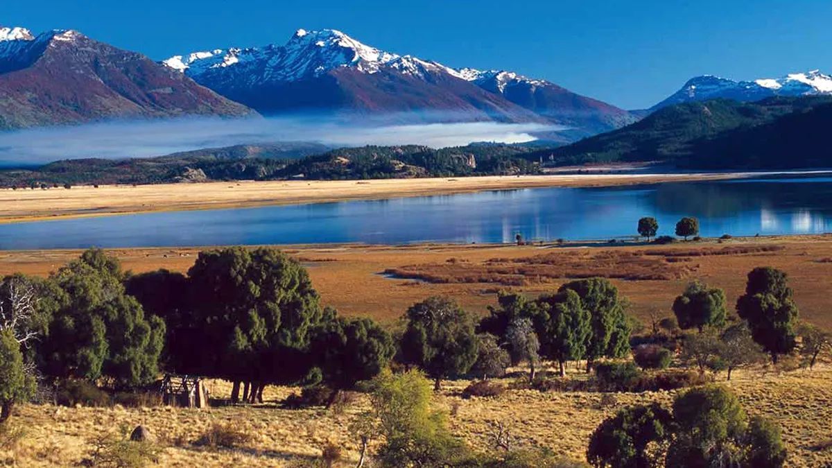 Escapada a la Laguna La Zeta, un maravilloso paraíso en la Patagonia. Escapada a la Laguna La Zeta, un maravilloso paraíso en la Patagonia.