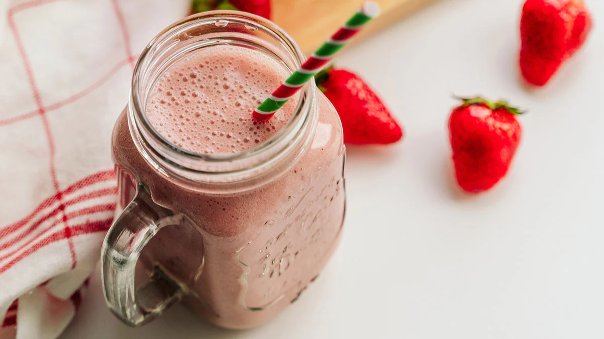 Cómo hacer licuado de frutilla en casa: la receta más sencilla y económica