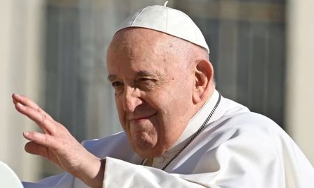 El papa Francisco, de 86 años, fue hoy dado de alta del hospital Gemelli. El papa Francisco, de 86 años, fue hoy dado de alta del hospital Gemelli.