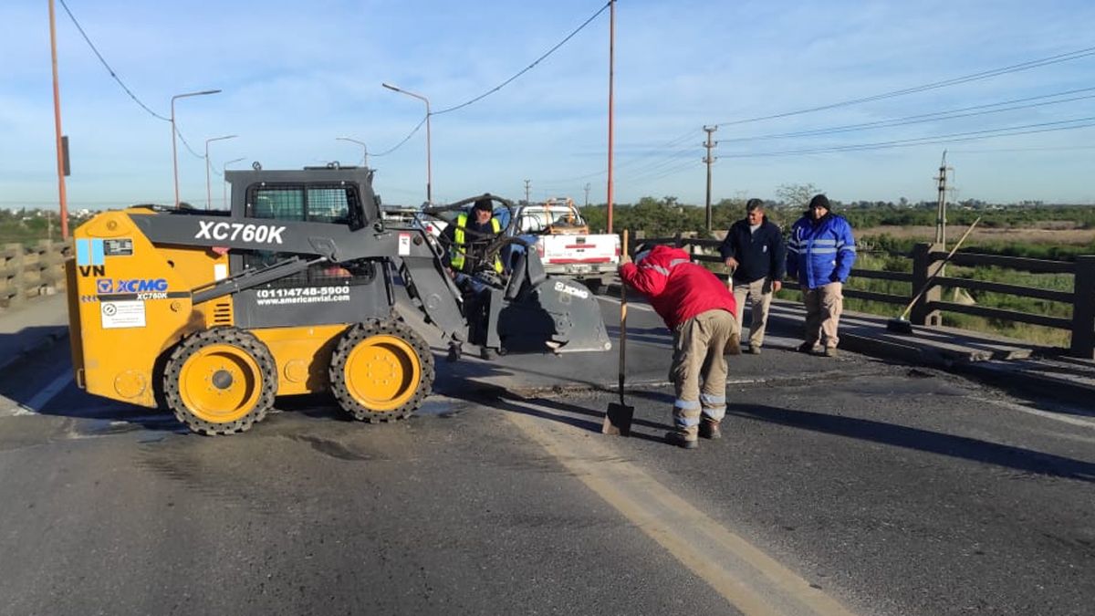 Los trabajos sobre el Puente Carretero incluyen el fresado de la calzada y repavimentación con nivelación en el tramo afectado.