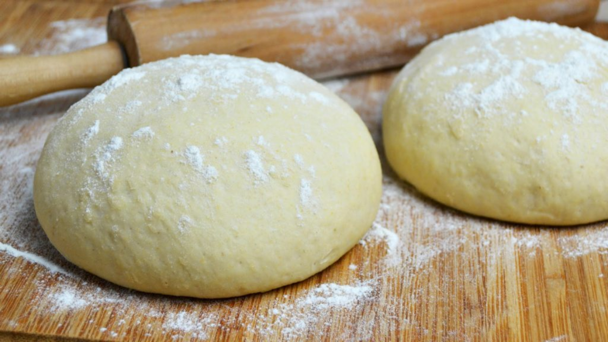 Cómo hacer masa para pizza sin levadura: la receta sencilla