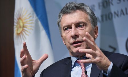 Macri bordó su relación con Alberto Fernández y Cristina Kirchner, su mirada sobre la cuarentena, la actual crisis económica y las asignaturas pendientes que quedaron tras sus cuatro años de mandato presidencial. Macri bordó su relación con Alberto Fernández y Cristina Kirchner, su mirada sobre la cuarentena, la actual crisis económica y las asignaturas pendientes que quedaron tras sus cuatro años de mandato presidencial.